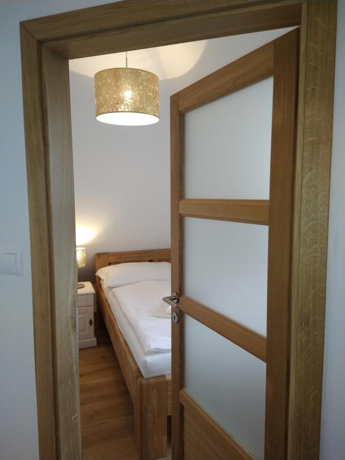 Apartmany Maly Mnich Mnisek pod Brdy Luaran gambar
