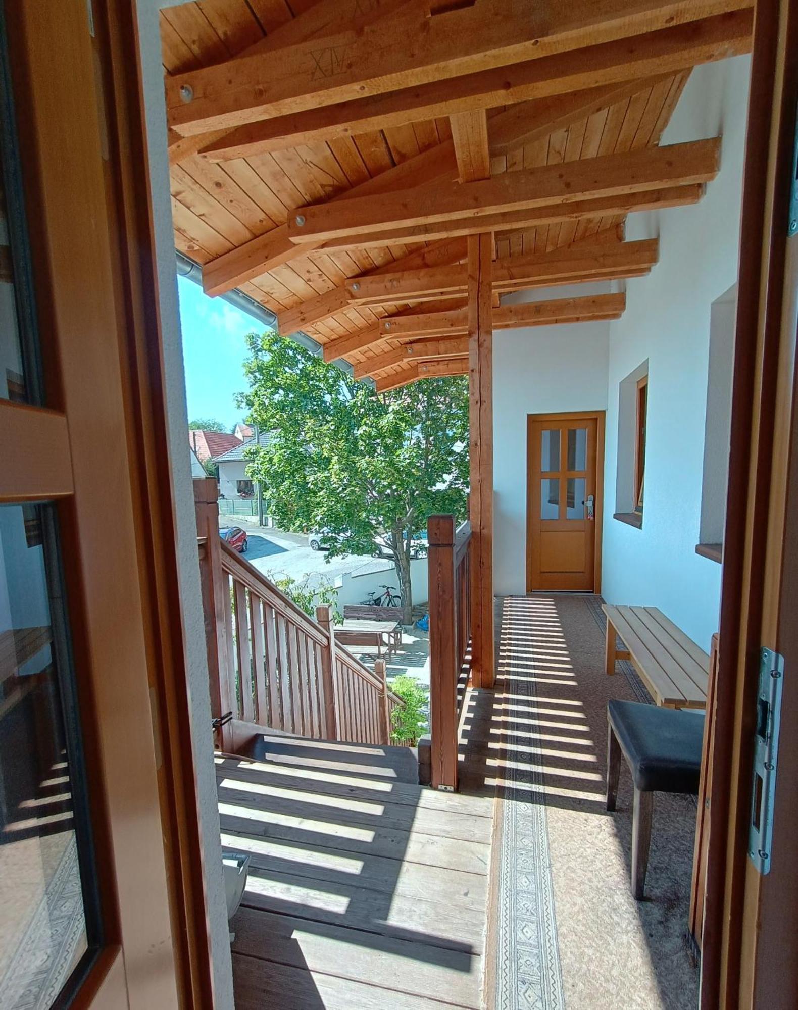 Apartmany Maly Mnich Mnisek pod Brdy Luaran gambar