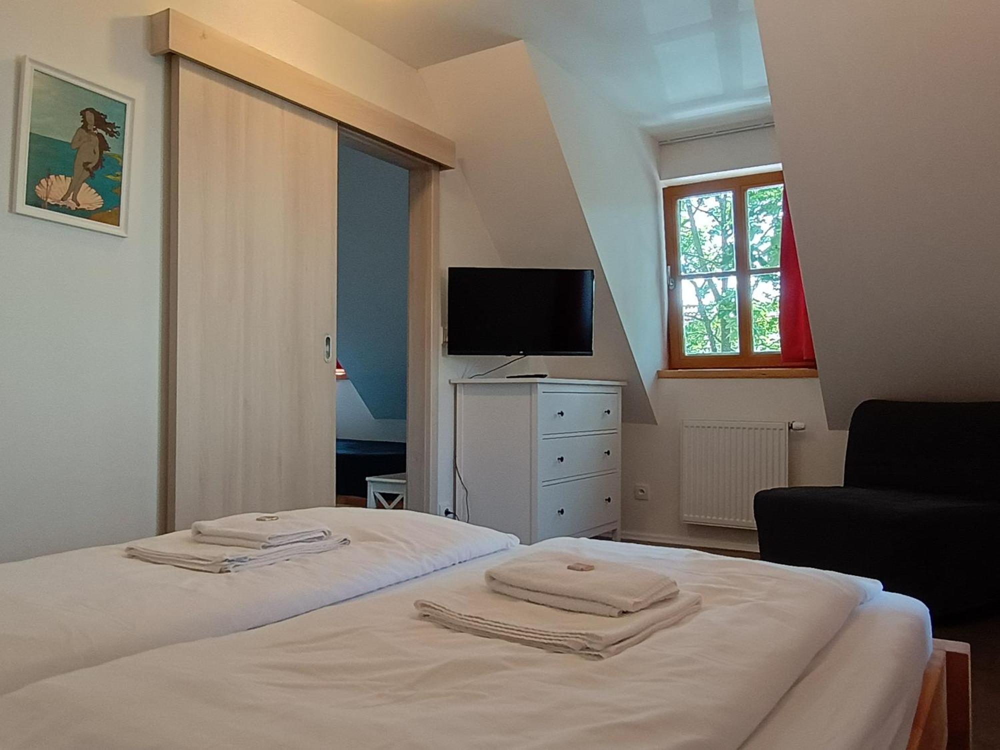 Apartmany Maly Mnich Mnisek pod Brdy Luaran gambar