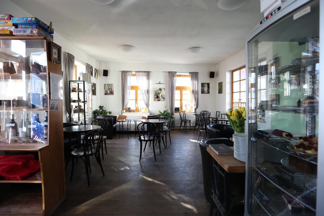 Apartmany Maly Mnich Mnisek pod Brdy Luaran gambar